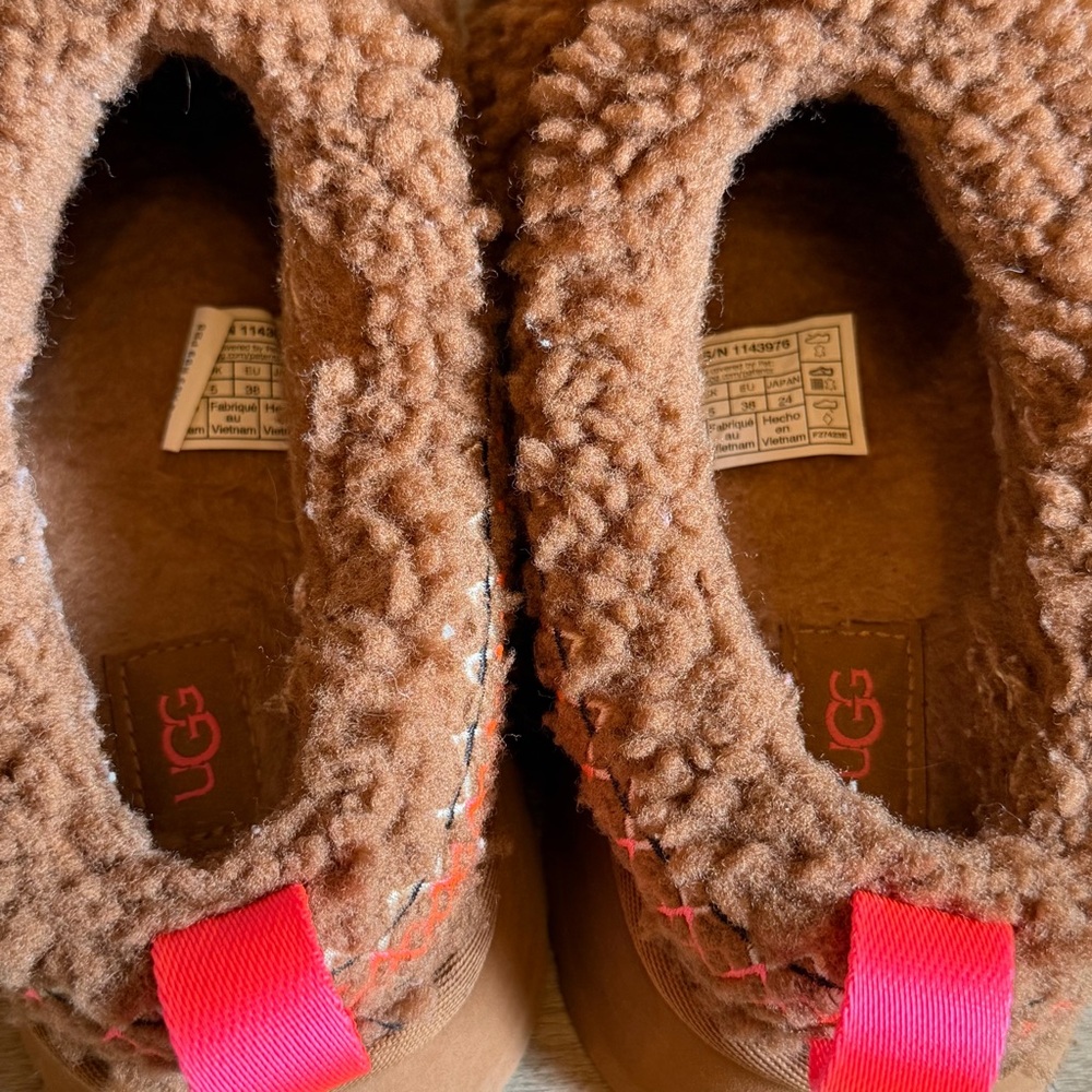 UGG Tazz Braid Platform Slippers Women’s Size 7 Hardwood Color - Picture 13 of 16